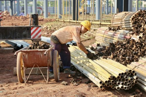 遂寧高新區(qū)西部鐵路物流園 錯(cuò)時(shí)施工巧避高溫，安全進(jìn)度雙贏并舉